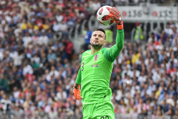 员能够在比 员能够在比