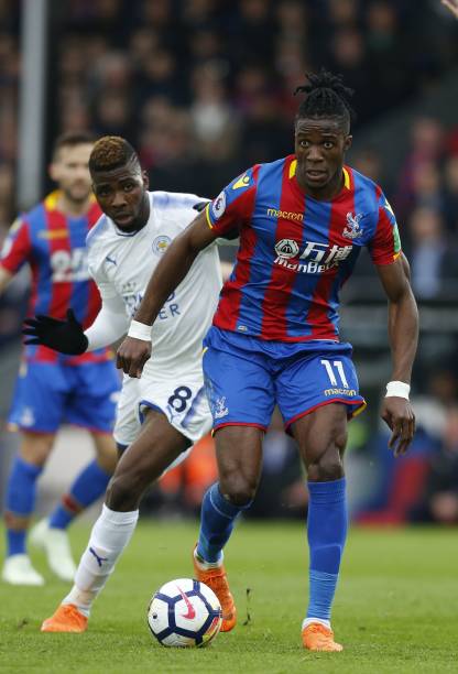 与梅西签下 与梅西签下